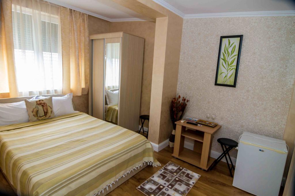 Floare De Iris Hotell Vama Veche Eksteriør bilde