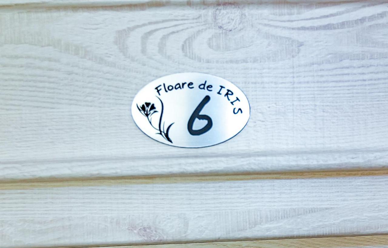 Floare De Iris Hotell Vama Veche Eksteriør bilde