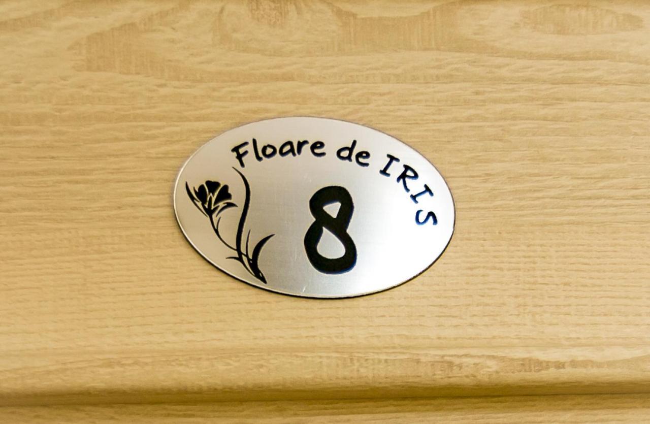Floare De Iris Hotell Vama Veche Eksteriør bilde
